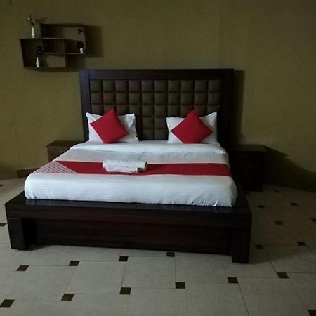 Kajipuria Resort Gajraula Kültér fotó