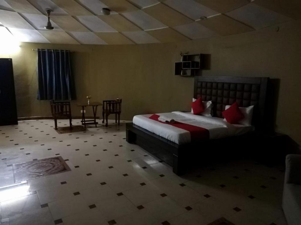Kajipuria Resort Gajraula Kültér fotó