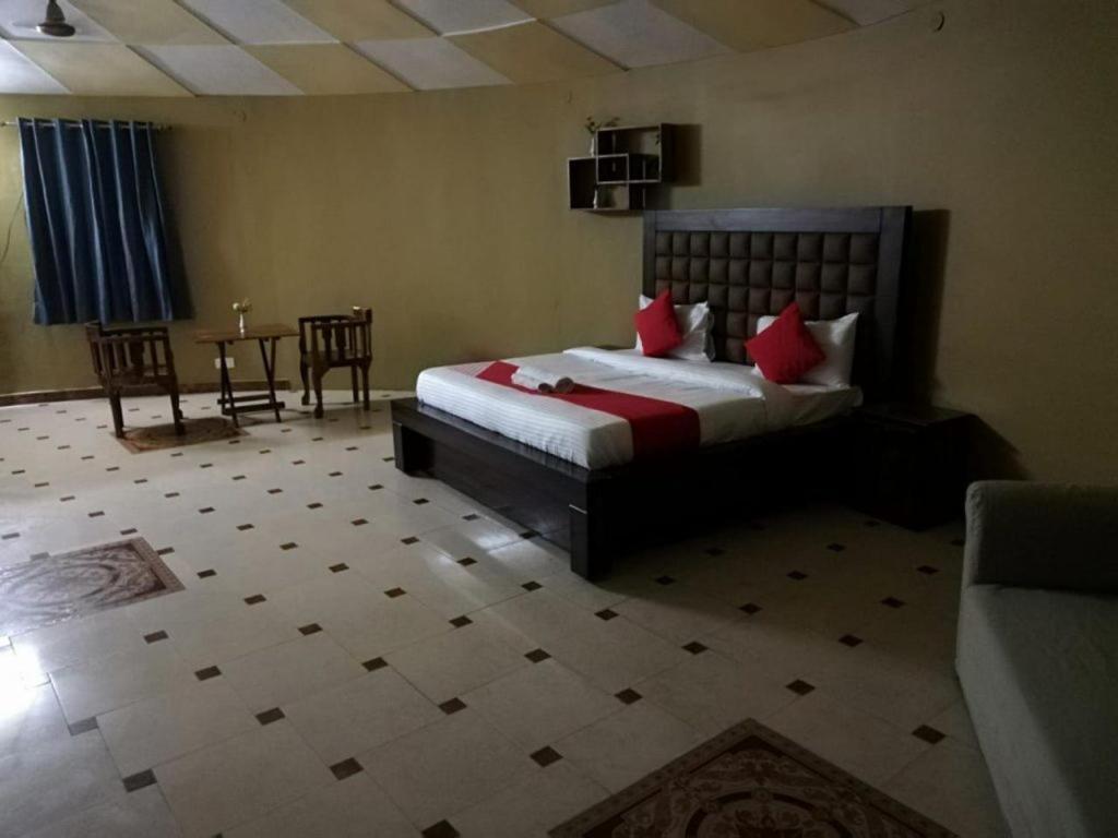 Kajipuria Resort Gajraula Kültér fotó